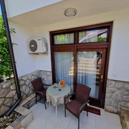 Apartments Vesna Pinezici  Exterior photo